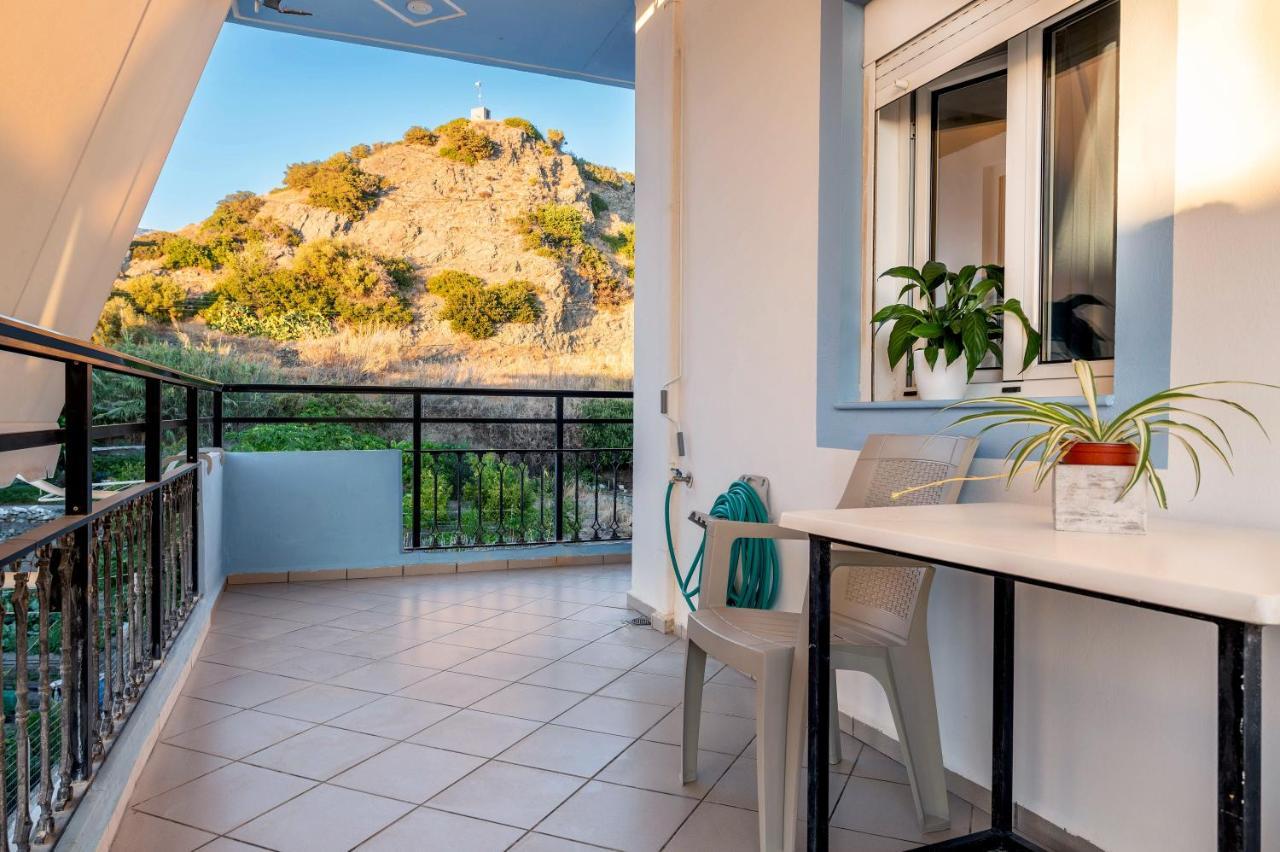 Soso'S Apartments -Vacations Next To The Beach Psari Forada Esterno foto