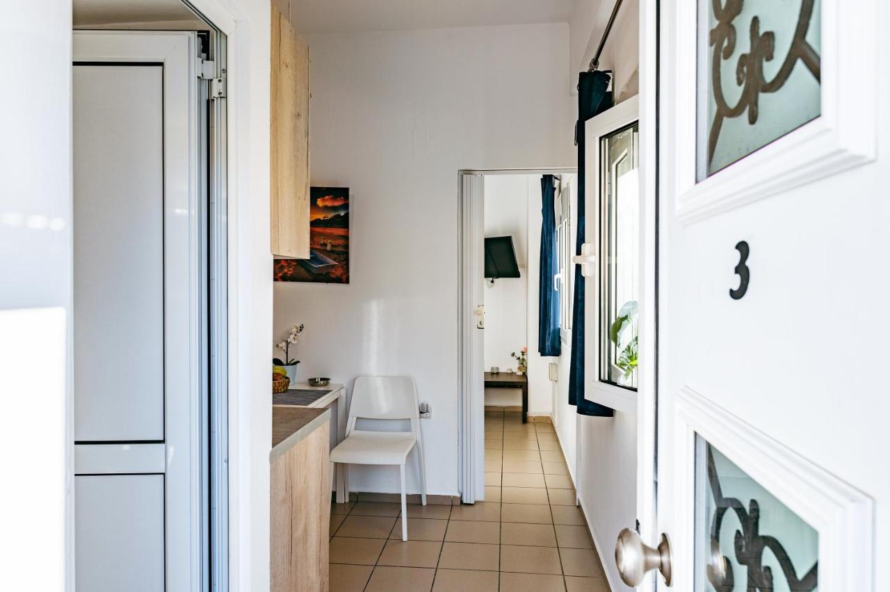 Soso'S Apartments -Vacations Next To The Beach Psari Forada Esterno foto