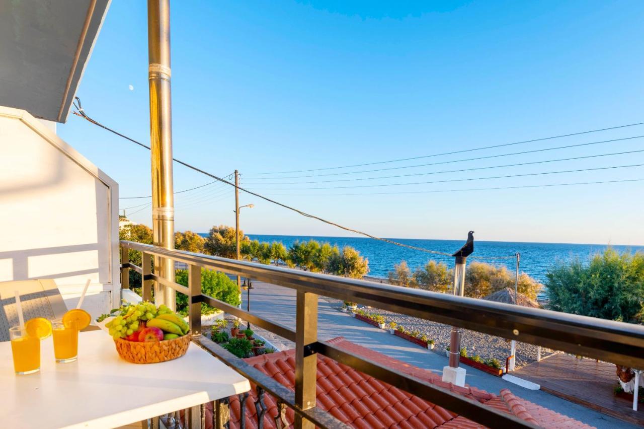 Soso'S Apartments -Vacations Next To The Beach Psari Forada Esterno foto