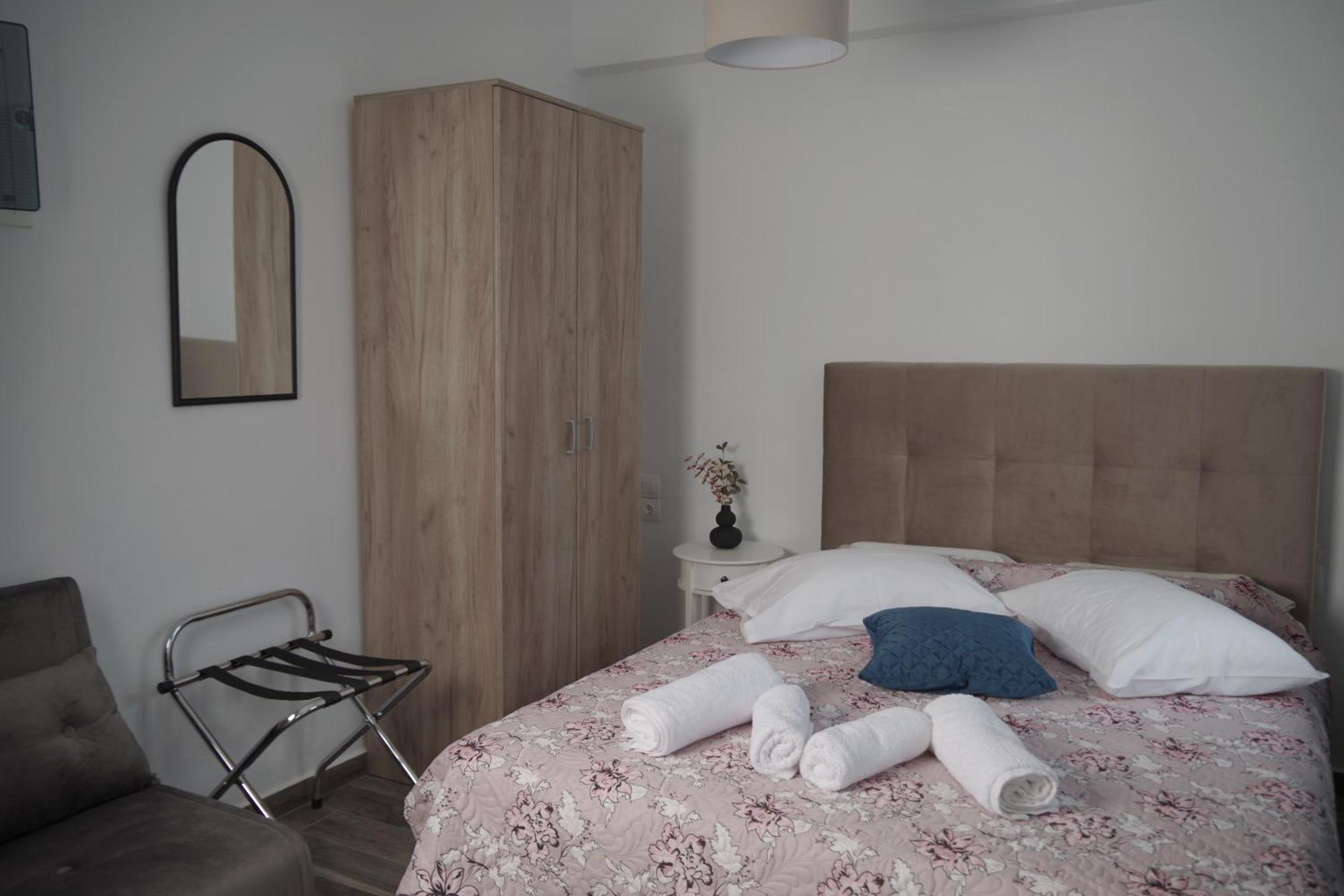 Soso'S Apartments -Vacations Next To The Beach Psari Forada Esterno foto